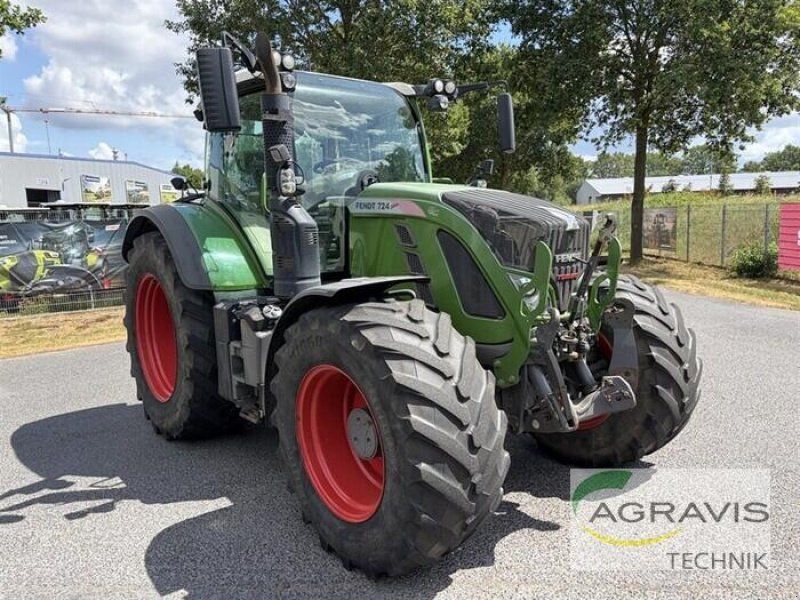 Fendt 724 VARIO S4 Profi Plus