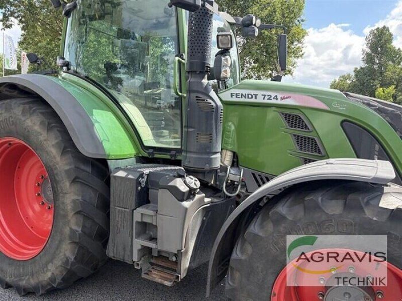 Fendt 724 VARIO S4 Profi Plus