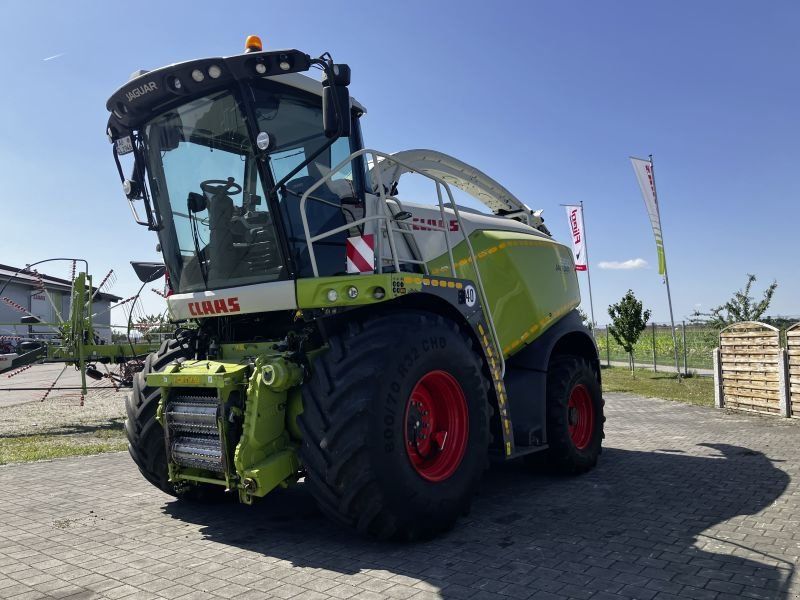 Claas JAGUAR 950 + PU 300 CONTUR