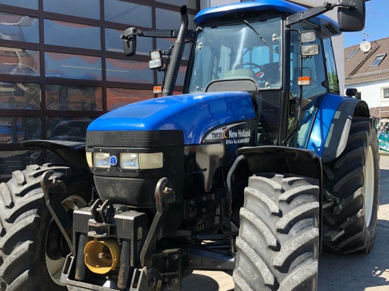New Holland TM 120