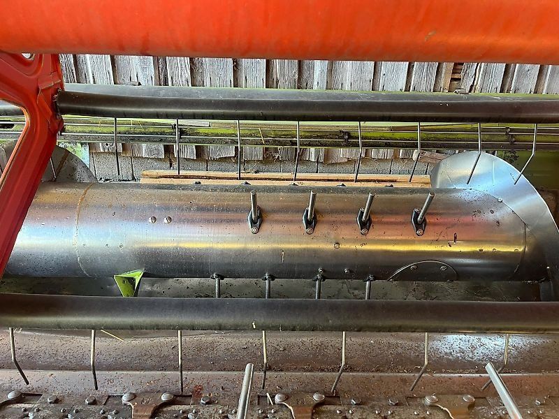 Claas 6.6m mit Schneidwerkswagen