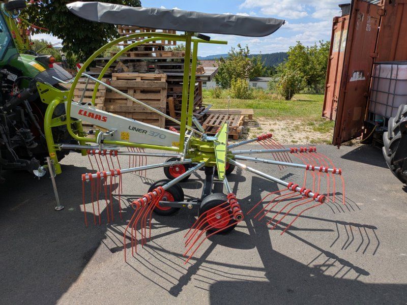 Claas Liner 370