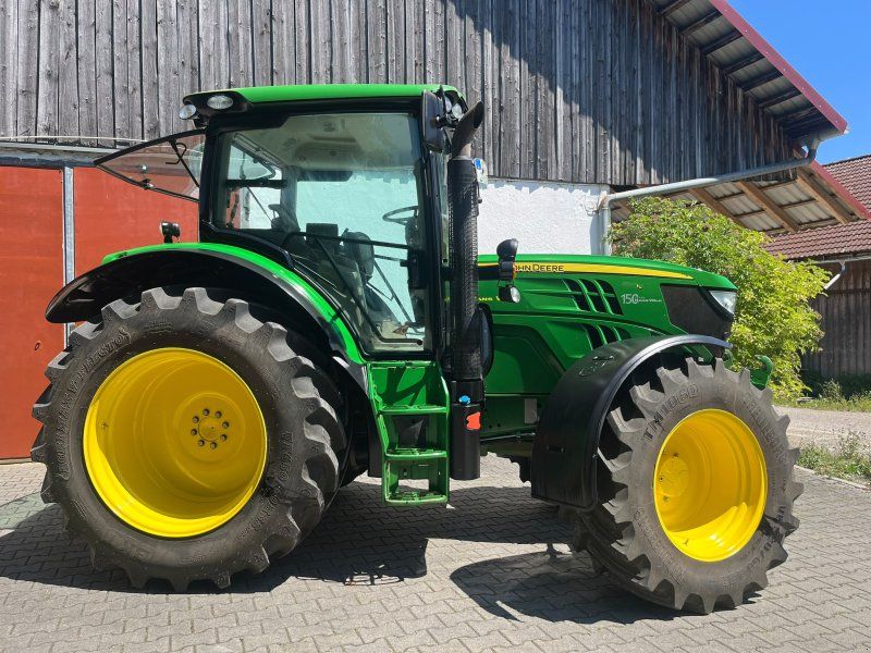 John Deere 6105R