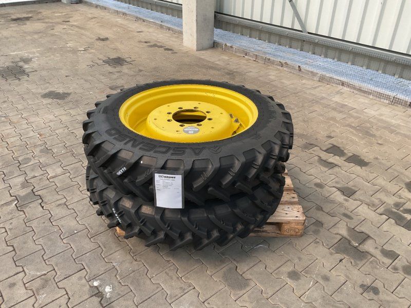 270/95R32