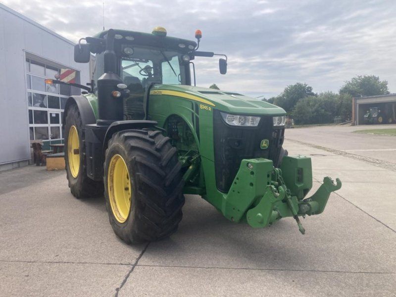John Deere 8345R