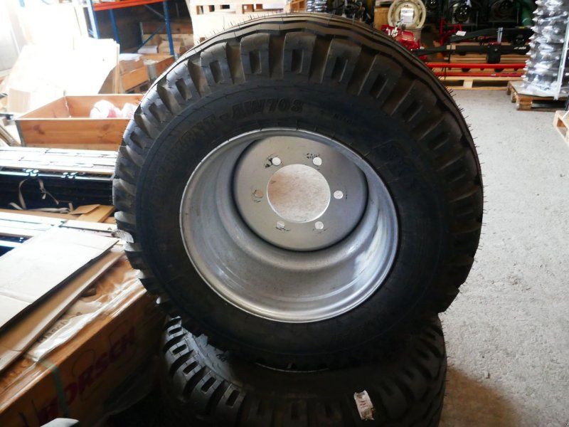 BKT 19.0/45-17 Kompletträder