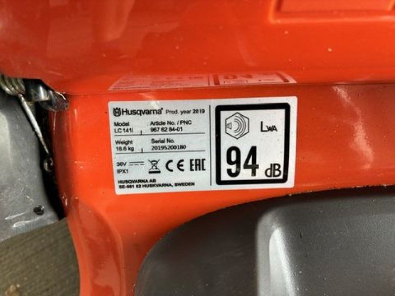 Husqvarna Rasenmäher LC141i inkl. Akku und Ladegerät!