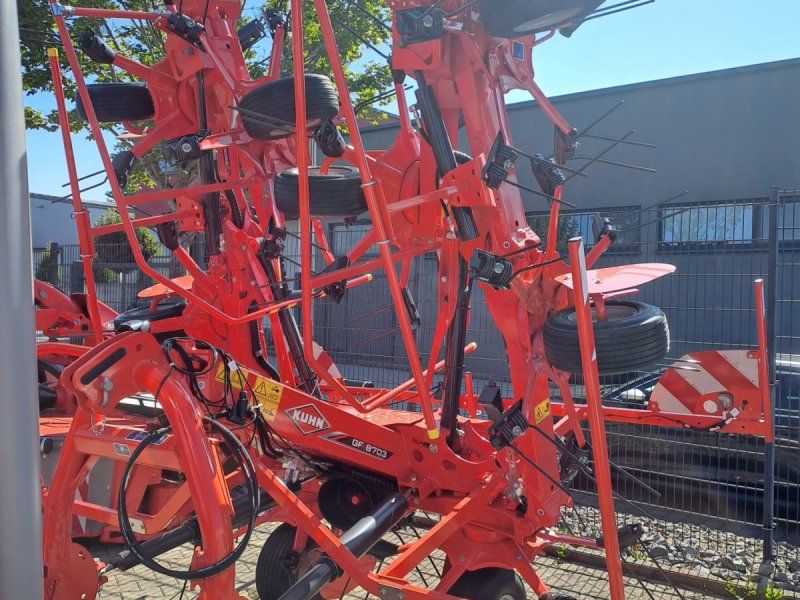 Kuhn GF 8703
