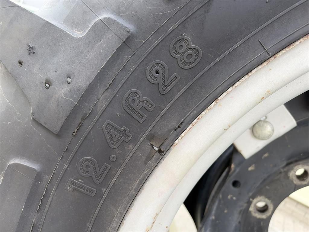 Michelin 270/95R48 & 12.4R28 cultuurwiel set