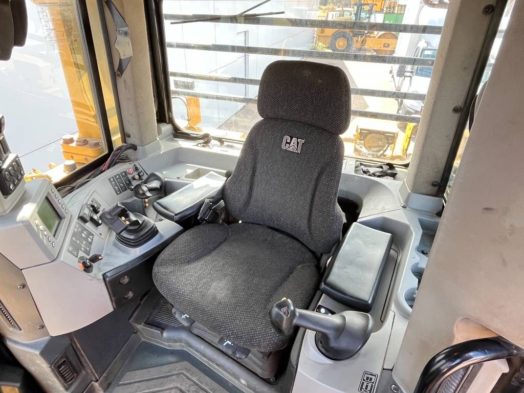 CAT D8T - Ripper / German Machine