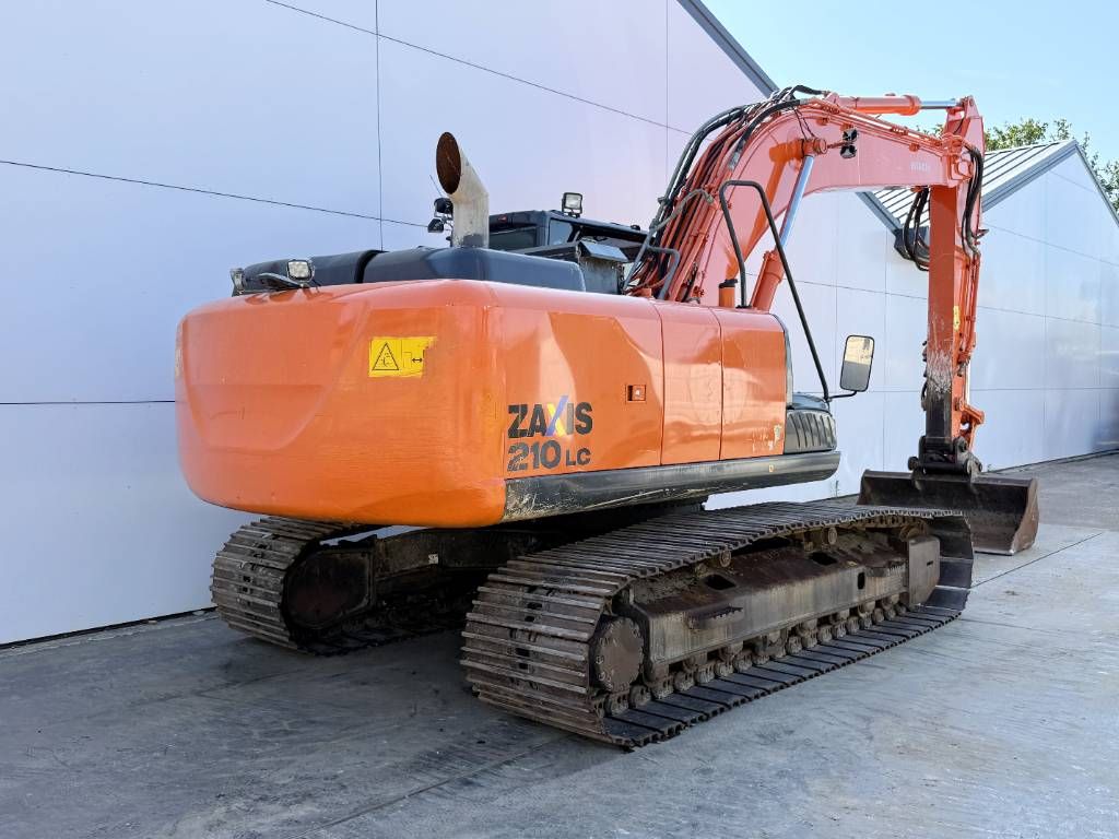 Hitachi ZX210-5B - Hammer Lines / Automatic Greasing