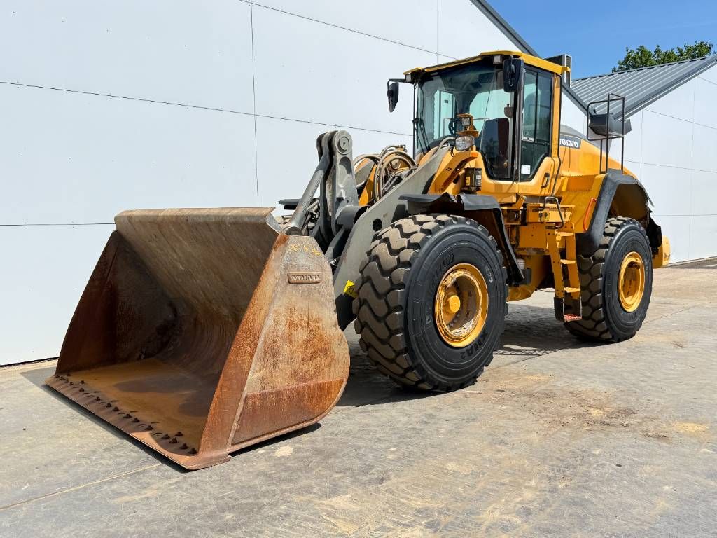 Volvo L150H - 3rd Function / Automatic Greasing
