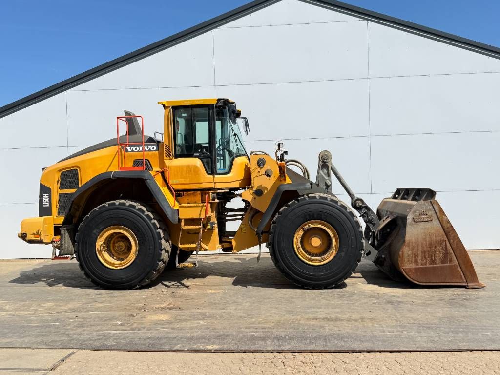 Volvo L150H - 3rd Function / Automatic Greasing