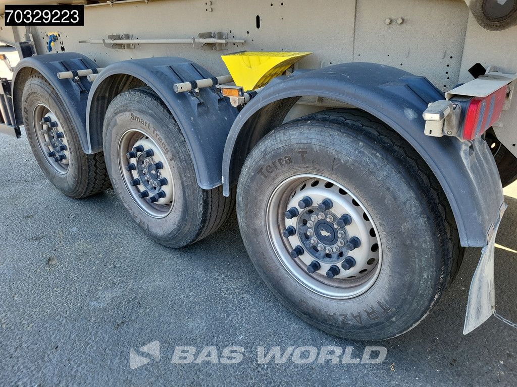 Schmitz SCB*S3D Lift Axle Steel