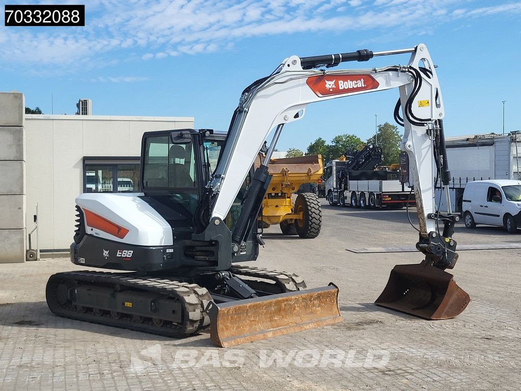 Bobcat E88 A/C - Like New!