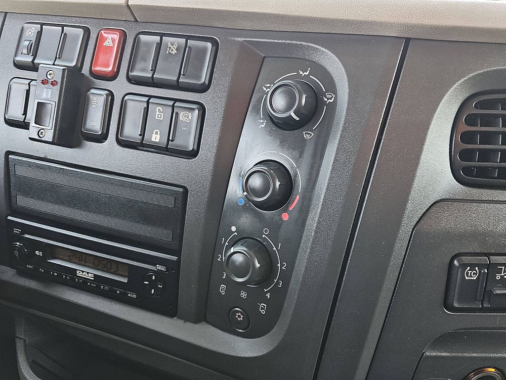 DAF LF 220 11.9t 6 cyl.