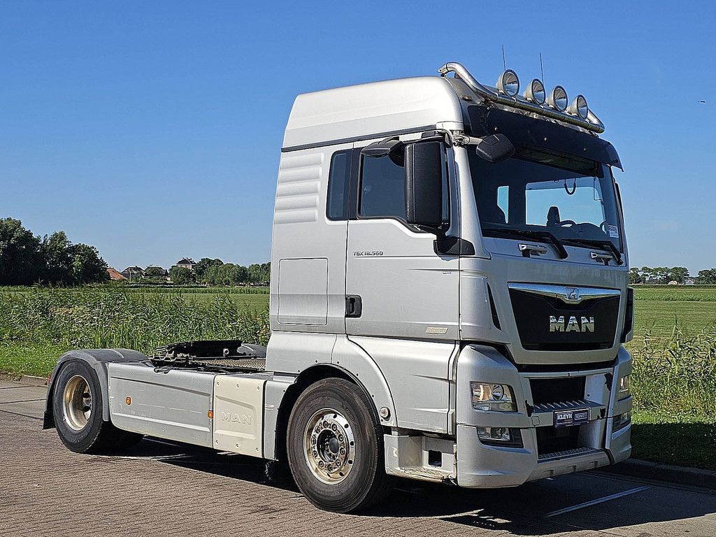 M.A.N. 18.560 TGX hydraulics
