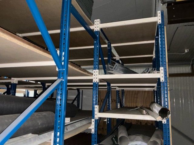 Long-Item Rack