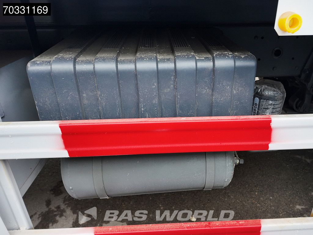 Sinotruk HOWO 371 8X4 Refurbished! 80T Full Steel Manual Airco Euro 2