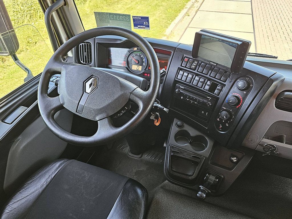 RENAULT D 220 automaat euro6