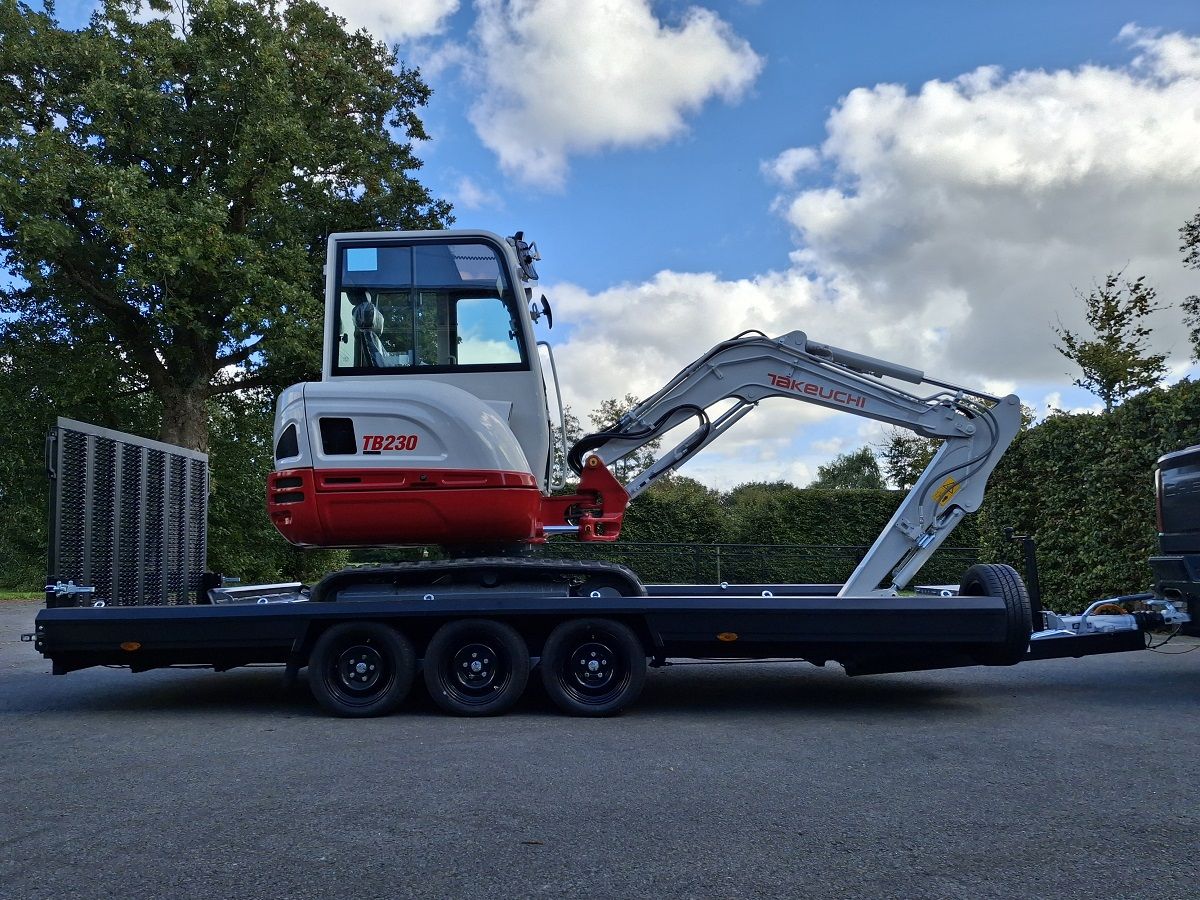 Takeuchi TB230, minigraver, minikraan, BJ2026, Nieuw!