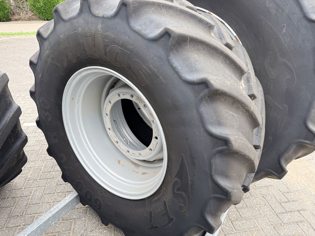 Mitas 800/70R38 & 600/70R30