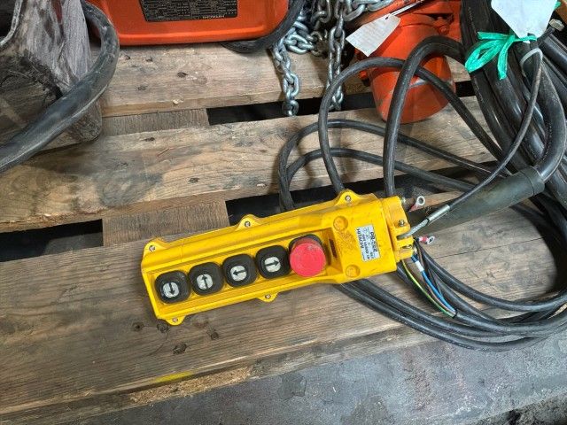2019 Hitachi 1S Electric Chain Hoist (2x)