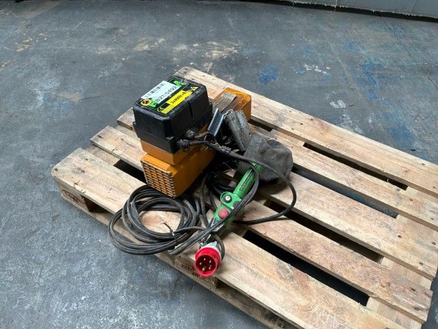2002 EMCE Electric Chain Hoist
