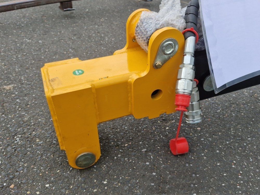 Hefarm - hijsjib Bobcat / Cat hydraulisch uitschuifbaar