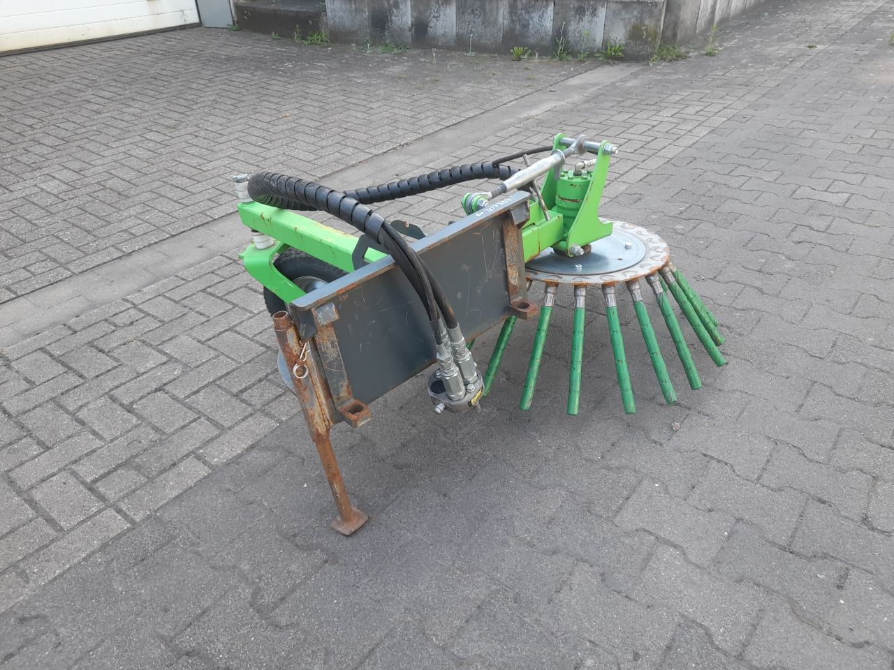 Avant Onkruidborstel
