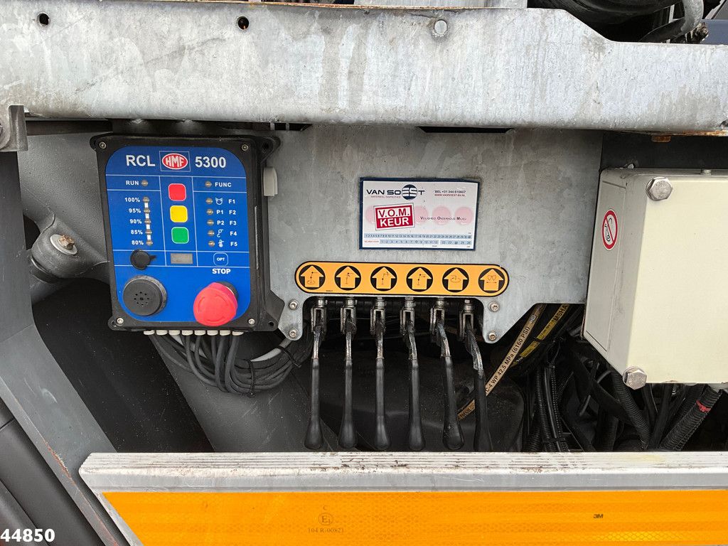 Iveco Trakker AD380T41W 8x6 Euro 6 HMF 19 Tonmeter Z-kraan