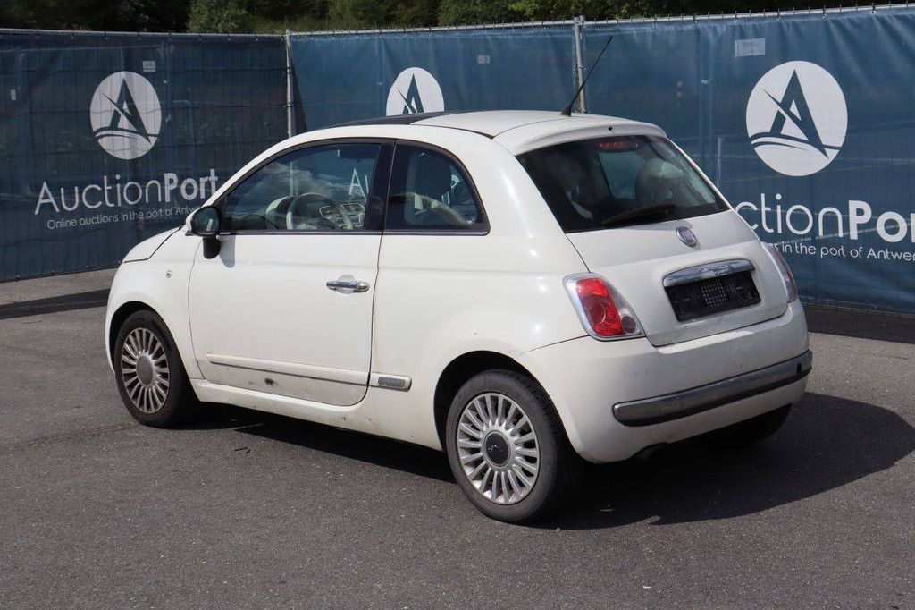 Passenger car Fiat 500 Petrol 85hp 2011 (Margin)