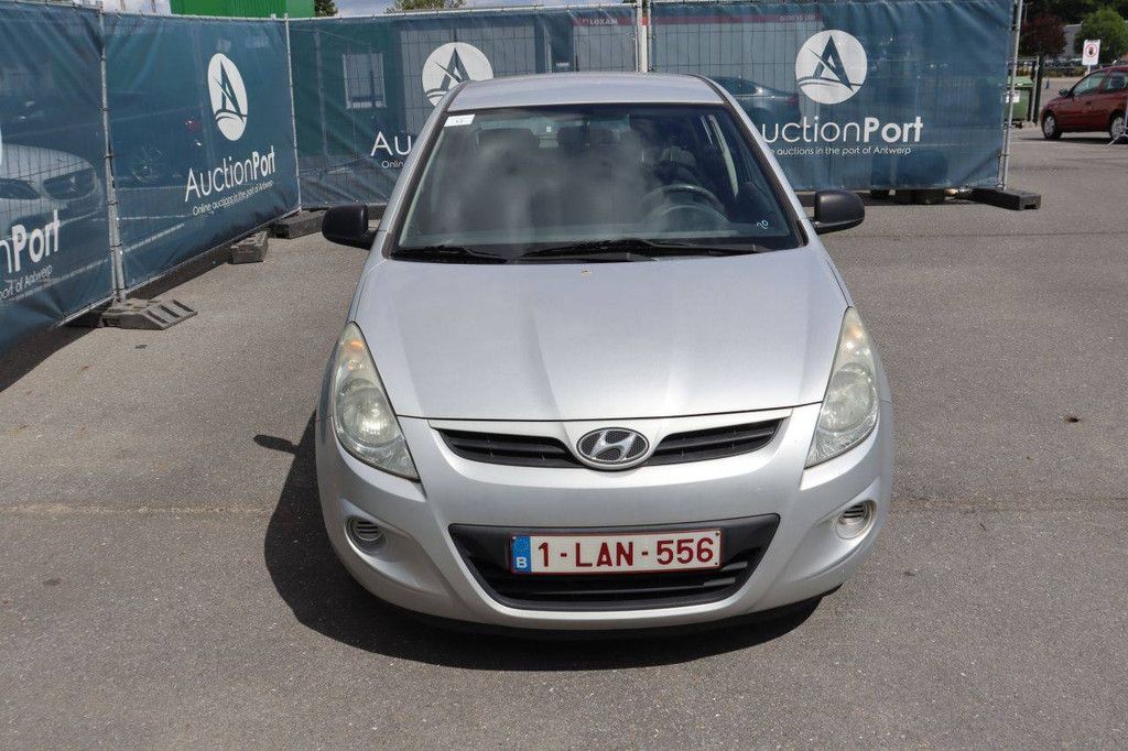 Personenauto Hyundai i20 Benzine 78pk 2010 (Marge)