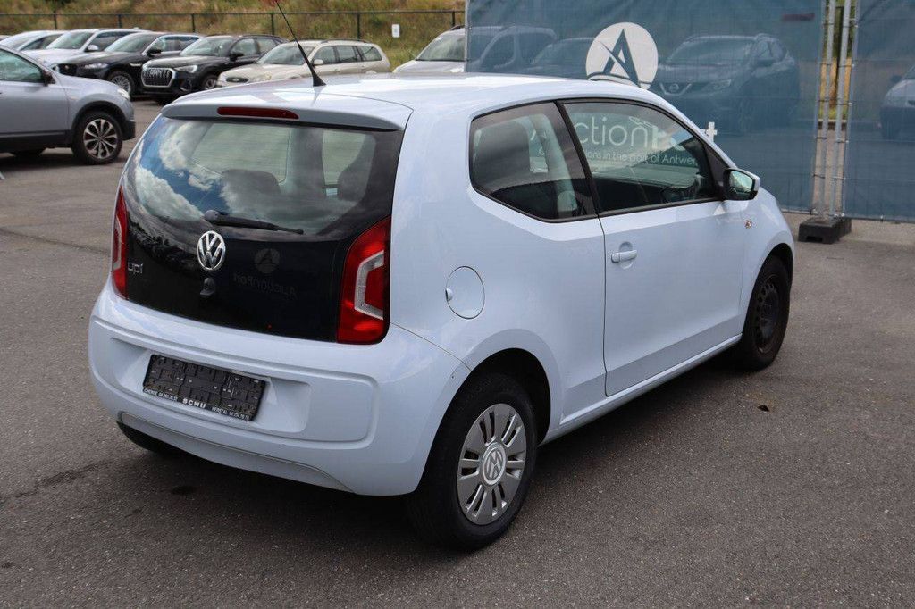 Passenger car Volkswagen Up Petrol 60hp 2013 (Margin)
