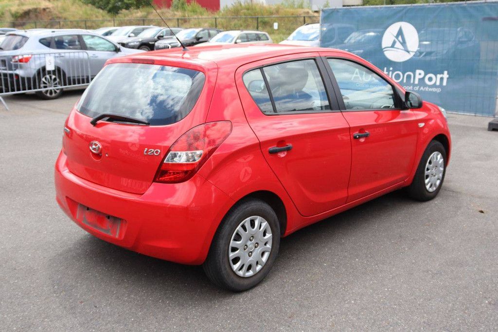Personenauto Hyundai i20 Benzine 78pk 2009 (Marge)