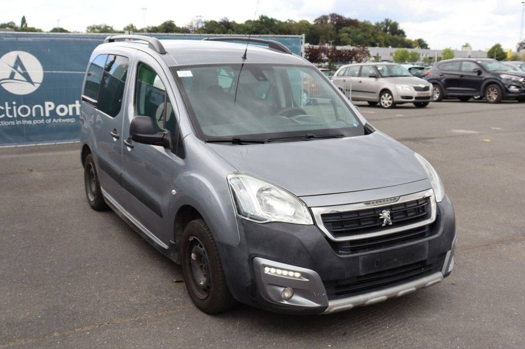 Personenauto Peugeot Partner Tepee Diesel 120pk 2017 (Marge)