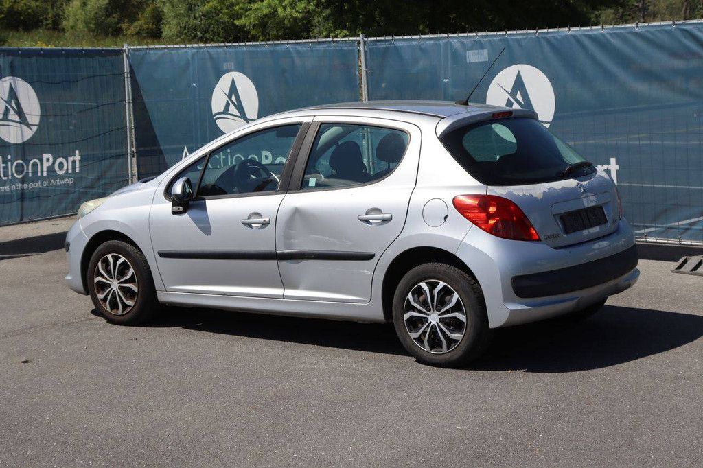 Pkw Peugeot 207 Benzin 73 PS (Marge)