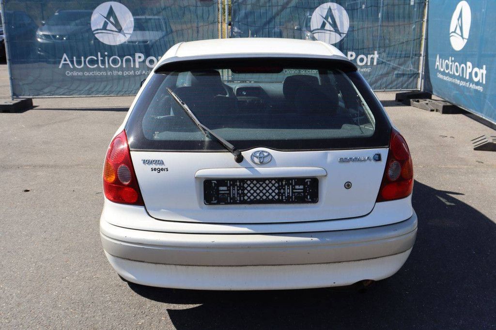 Pkw Toyota Corolla Benzin 97 PS 1999 (Marge)