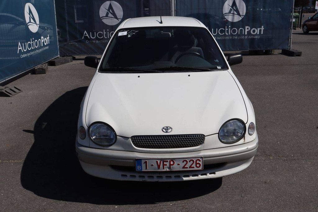 Pkw Toyota Corolla Benzin 97 PS 1999 (Marge)