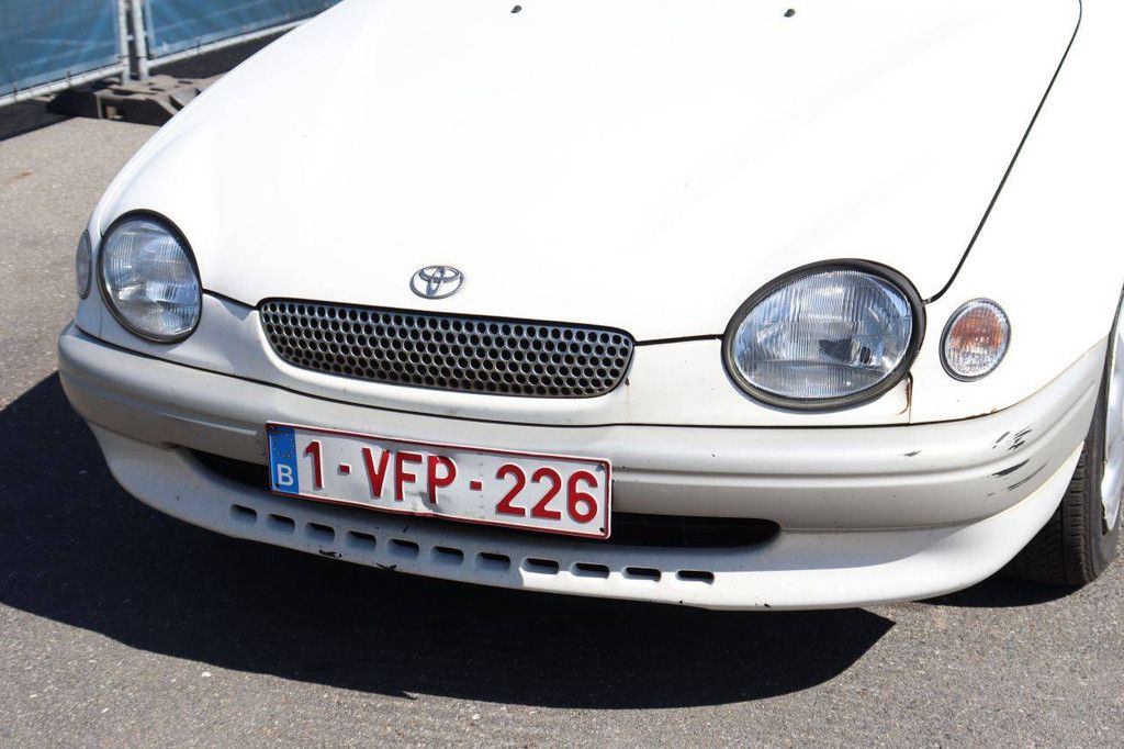 Pkw Toyota Corolla Benzin 97 PS 1999 (Marge)