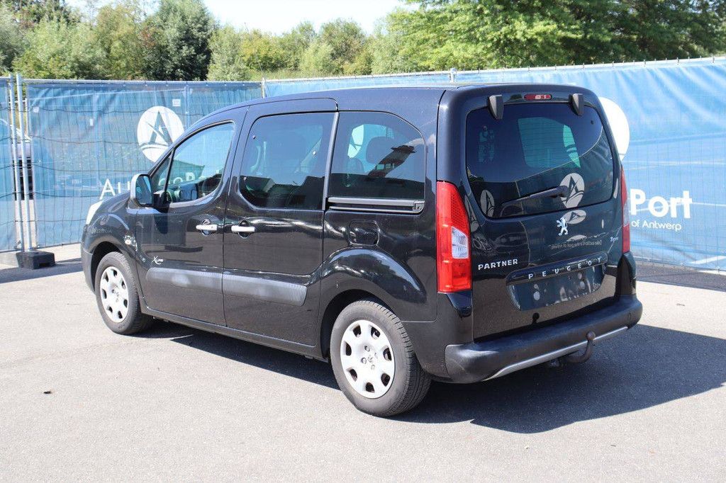 Pkw Peugeot Partner Tepee Diesel 90 PS 2010 (Margin)