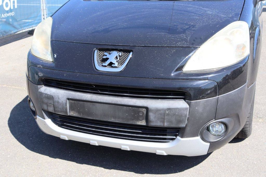 Pkw Peugeot Partner Tepee Diesel 90 PS 2010 (Margin)
