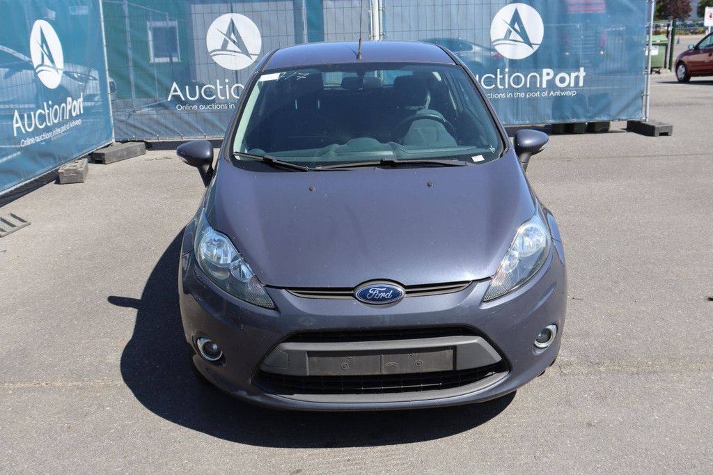 Passenger car Ford Fiesta Petrol 82hp 2012 (Margin)