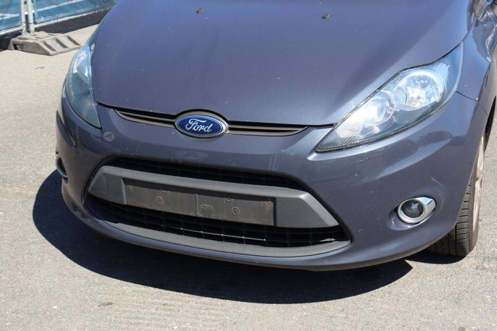 Passenger car Ford Fiesta Petrol 82hp 2012 (Margin)