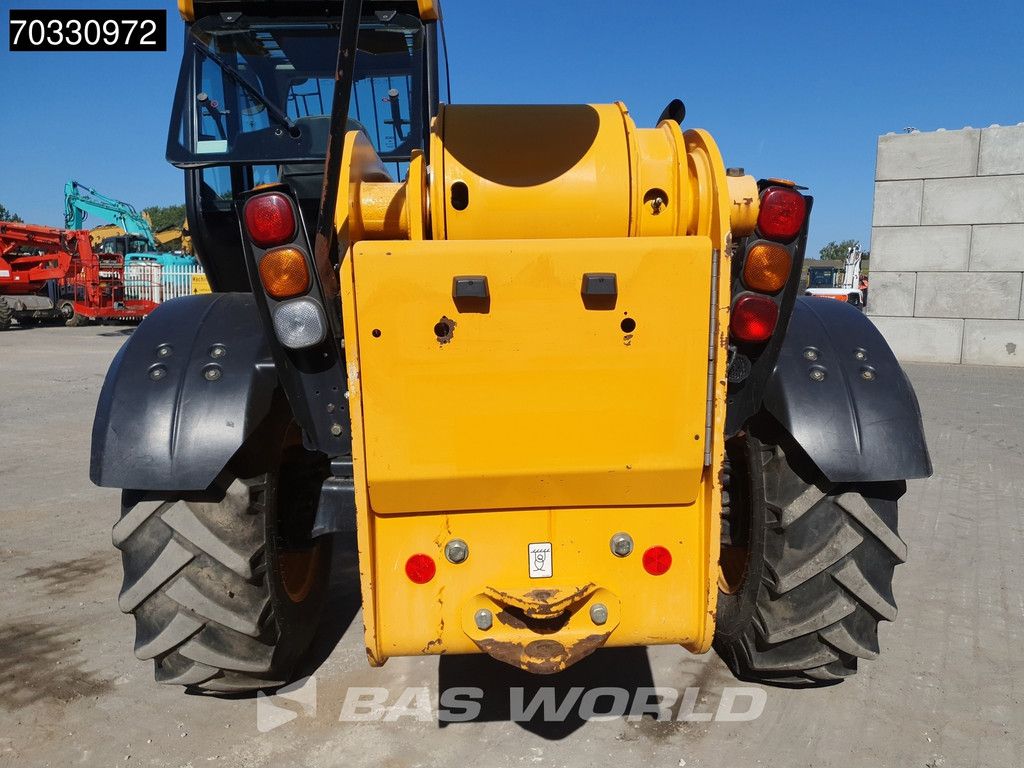 JCB 535-125 Sway