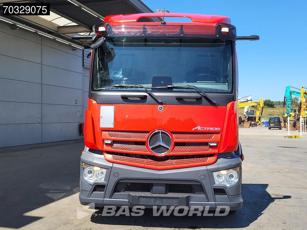 Mercedes Actros 2533 6X2 LOW Mileage! Lifting BDF system Lift+steering axle Full Air Automatic Euro 6