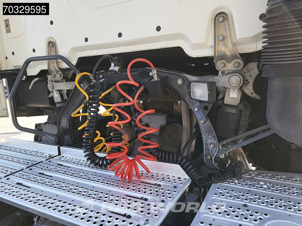 Mercedes Actros 2443 6X2 BigSpace Retarder Standklima ACC Liftachse Schiebeschüssel