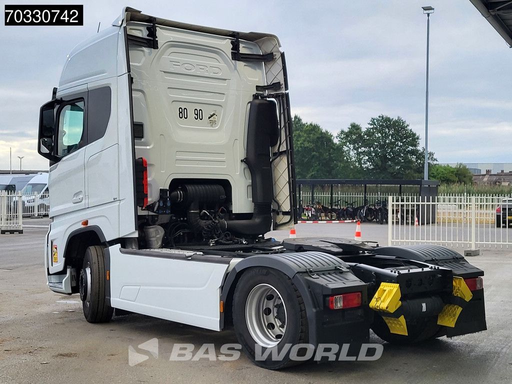 Ford F-Max 500 4X2 Retarder 2x Tanks Standklima ACC Navi