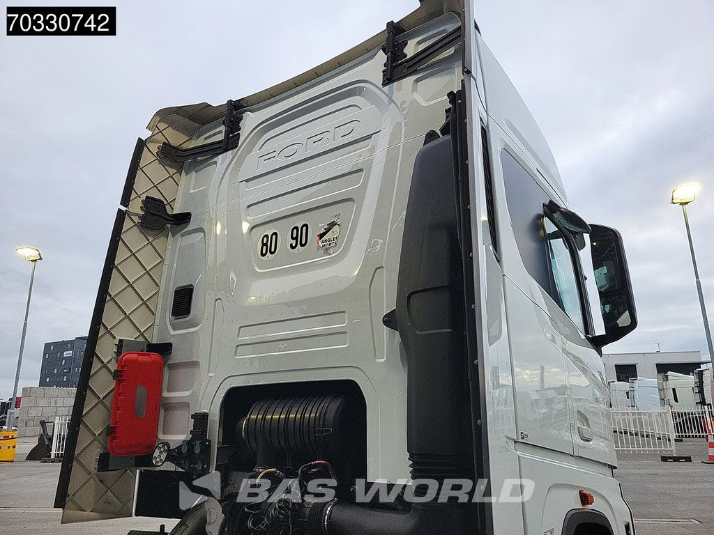 Ford F-Max 500 4X2 Retarder 2x Tanks Standklima ACC Navi