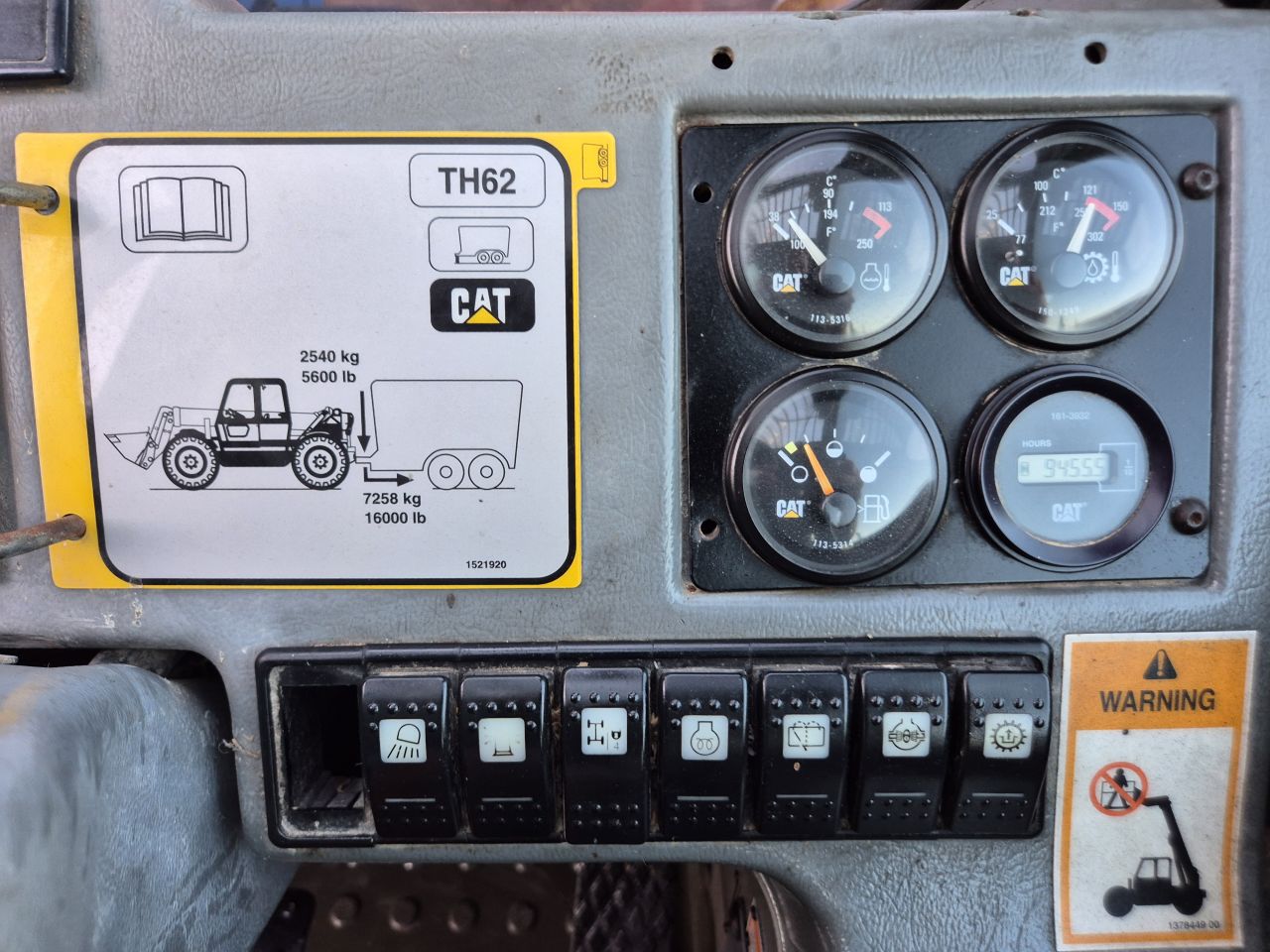 CATERPILLAR TH62 VERREIKER MET POWERSHIFT 4X4X4 KENTEKEN